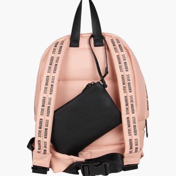 STEVE MADDEN Bariaa Textured Backpack & Wristlet